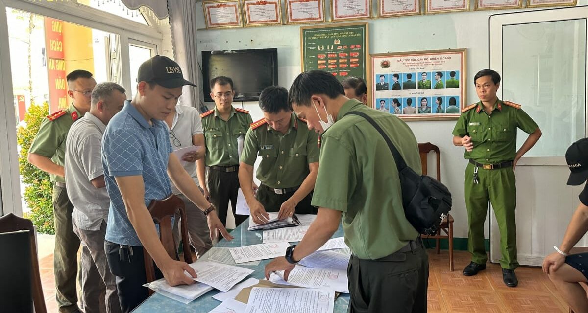 Nằm mơ thấy công an bắt đánh số gì