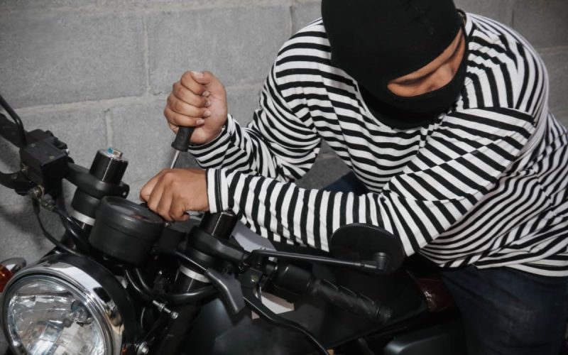 Nữ nằm mơ thấy mất xe máy đánh con gì 