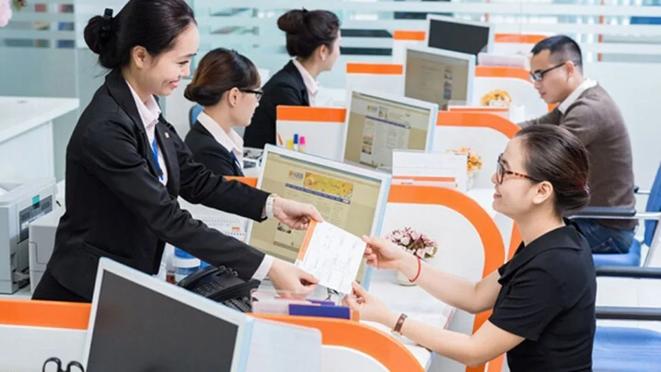 học kinh tế ra làm gì